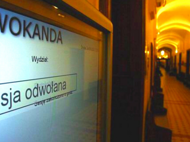 Prowadzisz biznes i wystawiasz faktury? Mamy sposób, byś nie został z ręką w nocniku